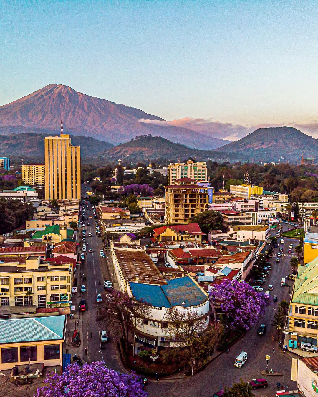 Arusha Travel Guide: Safari Gateway to Northern Tanzania
