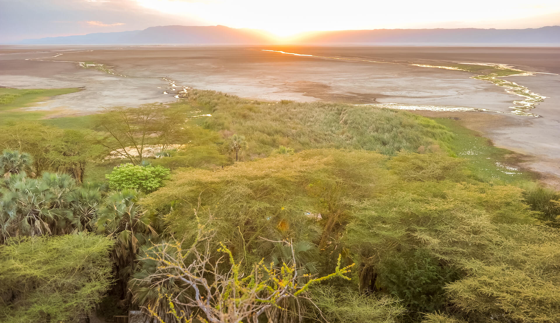 Lake Eyasi - The Wanderer Tanzania